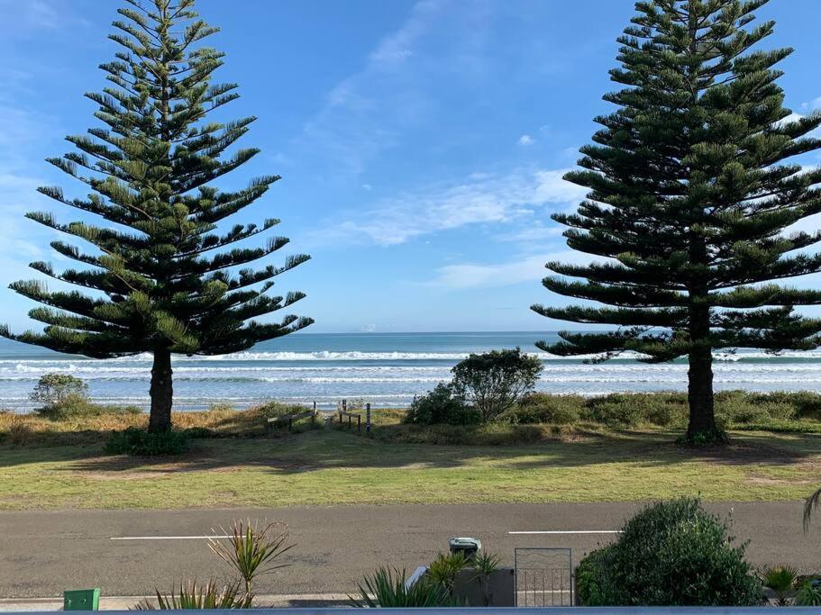 Beach Front Apartment Ohope Extérieur photo